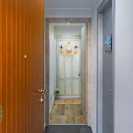 Boutique House Apartment *