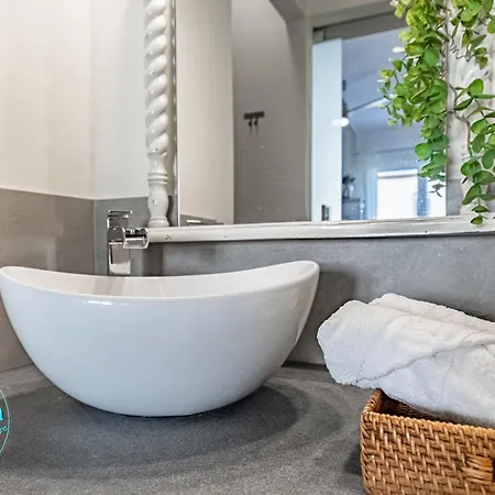 Boutique House דירה ורנה